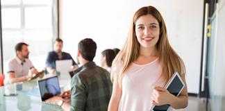 Minimalismo profesional: la filosof&iacute;a de la generaci&oacute;n Z