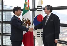 Seúl pide a México atención especial para preservar inversiones ante nuevos aranceles