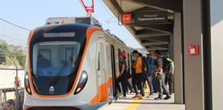 Entre saturaci&oacute;n y ajustes pendientes, la L&iacute;nea 4 convence a usuarios por ahorro de tiempo