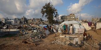 Gazat&iacute;es temen tener que desplazarse de nuevo por los bombardeos israel&iacute;es