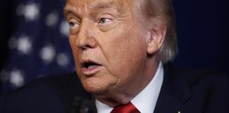 Trump dice que EEUU atac&oacute; un muelle usado para el narcotr&aacute;fico de Venezuela