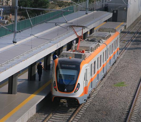 L&iacute;nea 4 hace 35 mil viajes diariamente, 10 mil menos que cuando era gratis