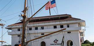 Presidente de Panam&aacute; declara superada la crisis con Estados Unidos por el canal interoce&aacute;nico