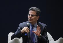 Víctor Hugo Borja sustituye a Armida Zúñiga como titular de Cofepris