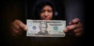 Banxico reporta disminuci&oacute;n de remesas en M&eacute;xico durante 2025