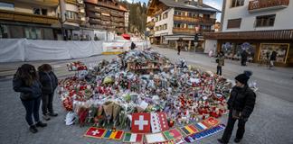 Autoridades suizas admiten falta de inspecciones tras incendio en bar Le Constellation