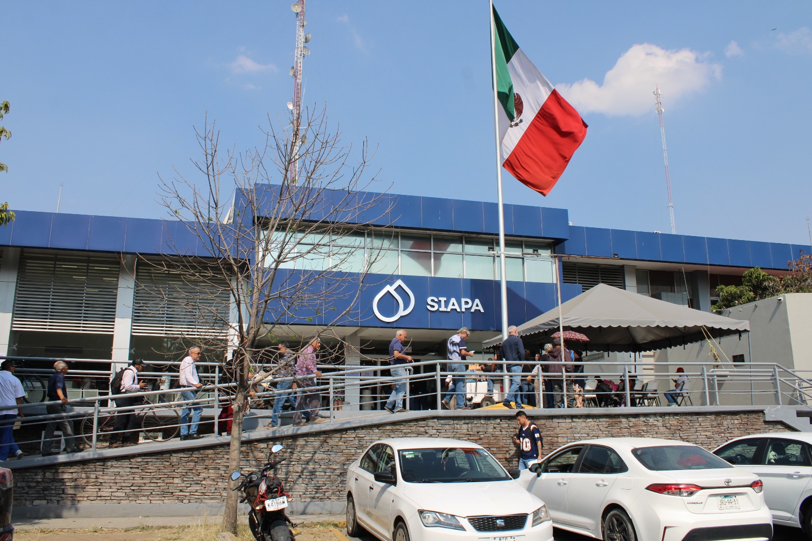 Entre reclamos por deficiencias en calidad del agua, fluye pago de estimado anual del SIAPA