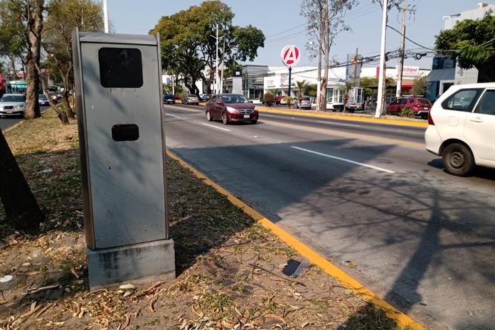 La AMIM justifica reducción de velocidad en Av. Vallarta sin informar a automovilistas La AMIM justifica reducción de velocidad en Av. Vallarta sin informar a automovilistas