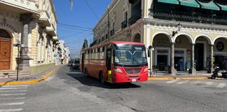 Usuarios rechazan aumento al transporte p&uacute;blico en Zapotl&aacute;n