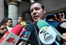 Pese a tarifazo, no descartan mantener subsidios a transportistas