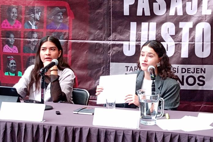 Diputadas proponen un referéndum para echar abajo el tarifazo Diputadas proponen un referéndum para echar abajo el tarifazo