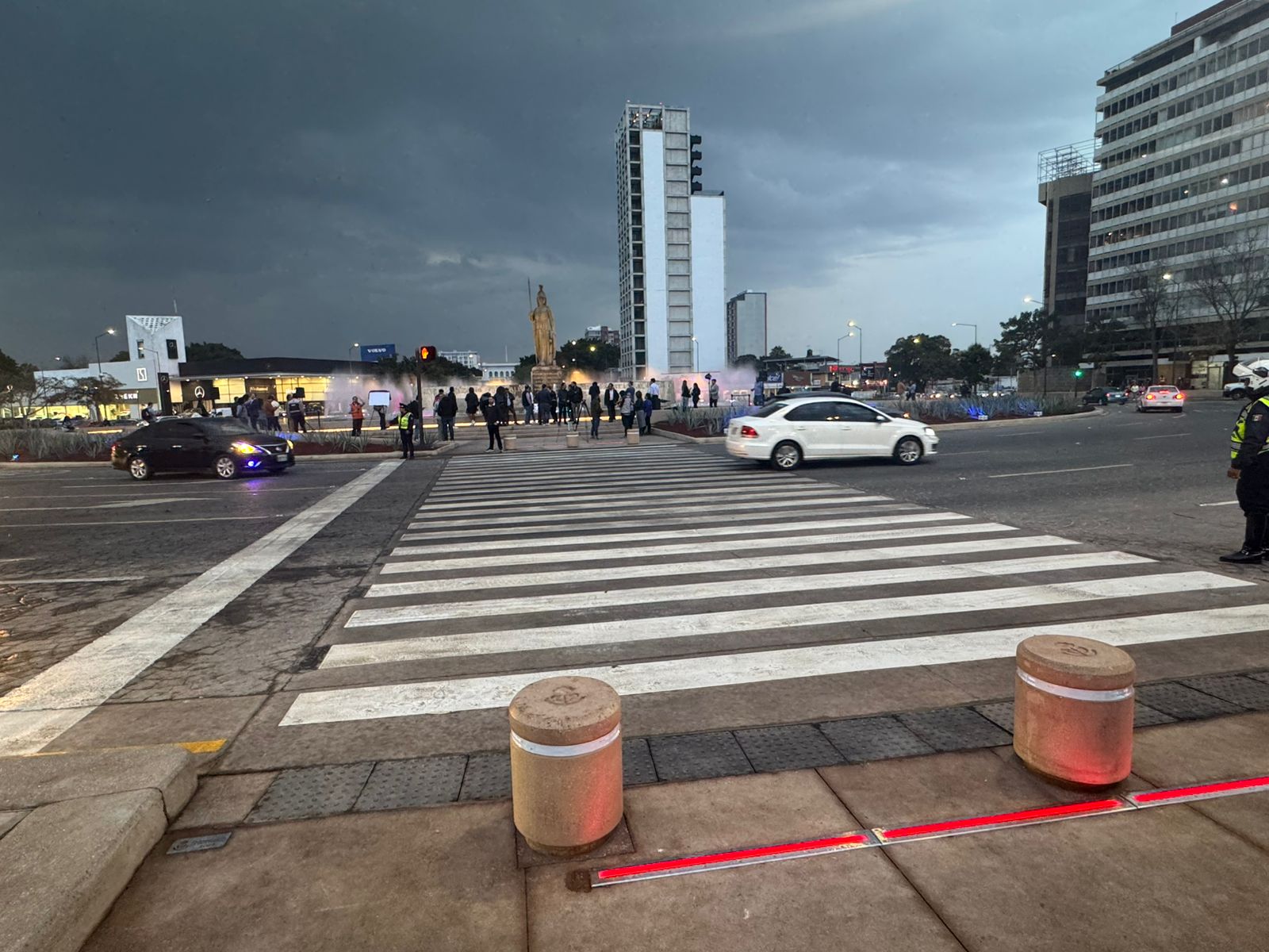 La Minerva se abre a la gente: sin perder carriles, gana cruces peatonales La Minerva se abre a la gente: sin perder carriles, gana cruces peatonales