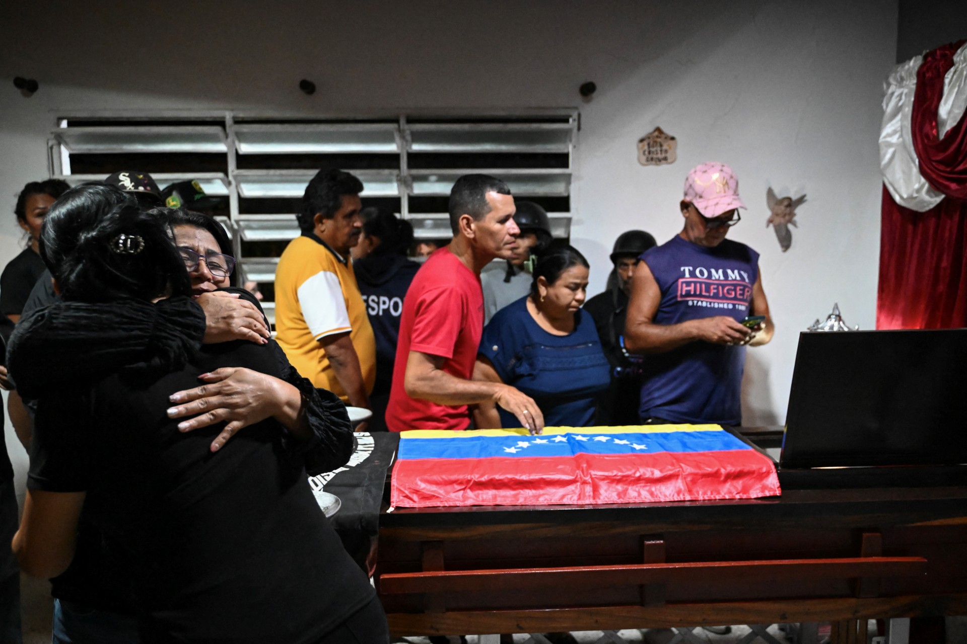El miedo rodea funeral de preso político muerto bajo custodia en Venezuela