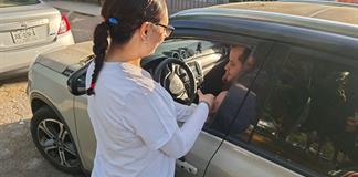 Instalan drive thru en Las &Aacute;guilas para vacunar contra el sarampi&oacute;n