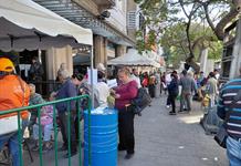 Intervienen recaudadora del Centro tras exhibir filas y maltrato por Tarjeta Única
