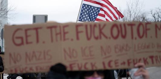 Trump amenaza con enviar militares para sofocar protestas contra el ICE en Mineápolis