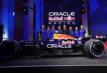 Red Bull presenta su nuevo monoplaza por todo lo alto con un Verstappen motivado