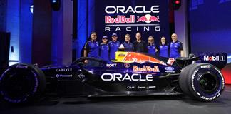 Red Bull presenta su nuevo monoplaza por todo lo alto con un Verstappen motivado