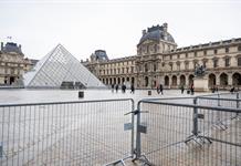 Louvre: trabajadores mantienen huelga y cierran museo por tercera vez