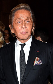 Muere el dise&ntilde;ador italiano Valentino, creador del ic&oacute;nico rojo que lleva su nombre