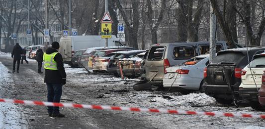 Ataque ruso deja miles de edificios sin calefacción en un Kiev a -14 ºC