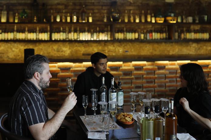 El tequila sortea la crisis de EE.UU. y cierra 2025 con producción récord El tequila sortea la crisis de EE.UU. y cierra 2025 con producción récord