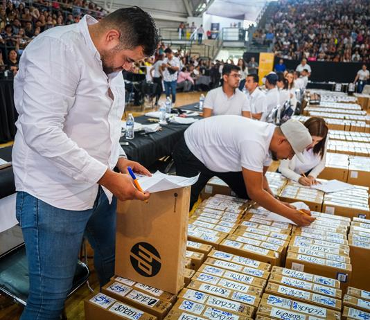 La ASEJ debe investigar compra a sobreprecio de 8 mil laptops para maestros La ASEJ debe investigar compra a sobreprecio de 8 mil laptops para maestros
