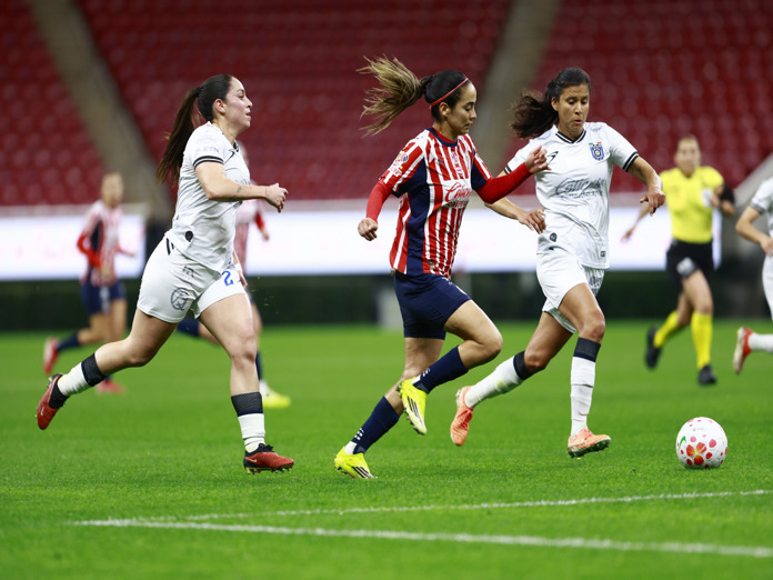 Chivas femenil mantiene el invicto y su portería en cero