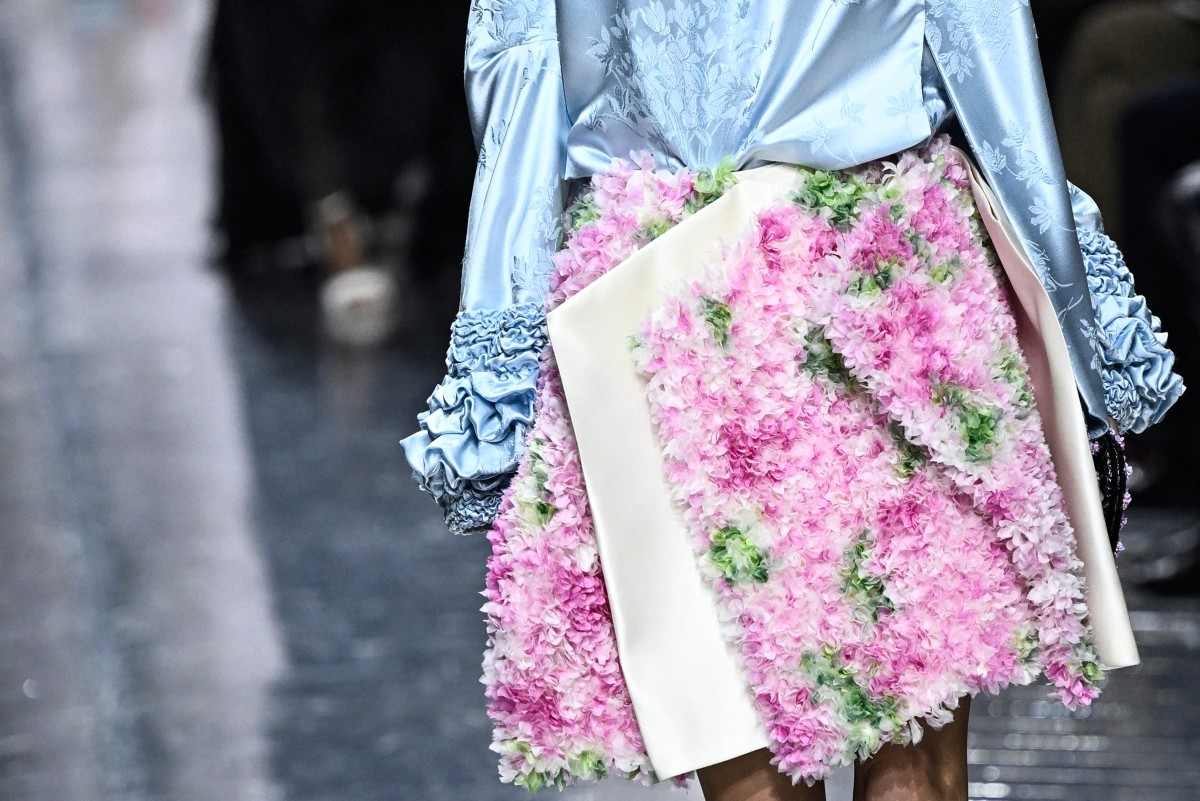 Anderson se inspira en las flores para su debut en la alta costura con Dior