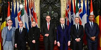 L&iacute;deres europeos firman acuerdo para impulsar energ&iacute;a e&oacute;lica en mar del Norte