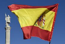 Espa&ntilde;a prev&eacute; regularizar a medio mill&oacute;n de inmigrantes, la mayor&iacute;a latinoamericanos