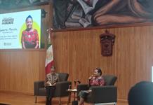 Dan bienvenida a estudiantes de la UDG con cátedra de Rigoberta Menchú