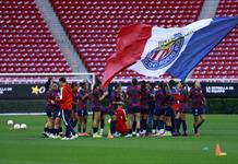 Chivas recibe a León para mantener el invicto; Atlas busca su primer triunfo ante San Luis