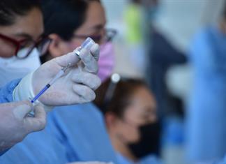 El desabasto de vacunas en 2019: La raíz del brote de sarampión en México El desabasto de vacunas en 2019: La raíz del brote de sarampión en México