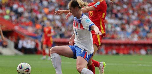 Futbol femenil rompe récords: FIFA registra histórico aumento en traspasos en 2025