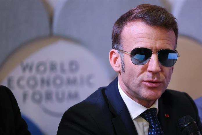 Las gafas de Macron ilustran los tiempos difíciles de fabricantes de lentes en Francia Las gafas de Macron ilustran los tiempos difíciles de fabricantes de lentes en Francia