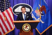 El Departamento de Justicia de EEUU publica más de tres millones de páginas de archivos de Epstein El Departamento de Justicia de EEUU publica más de tres millones de páginas de archivos de Epstein