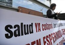 Cuidadoras ponen rostro a crisis de la salud en Colombia, agravada por falta de medicinas Cuidadoras ponen rostro a crisis de la salud en Colombia, agravada por falta de medicinas