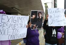 Fans de BTS en Ciudad de M&eacute;xico exigen a Profeco investigar venta de boletos
