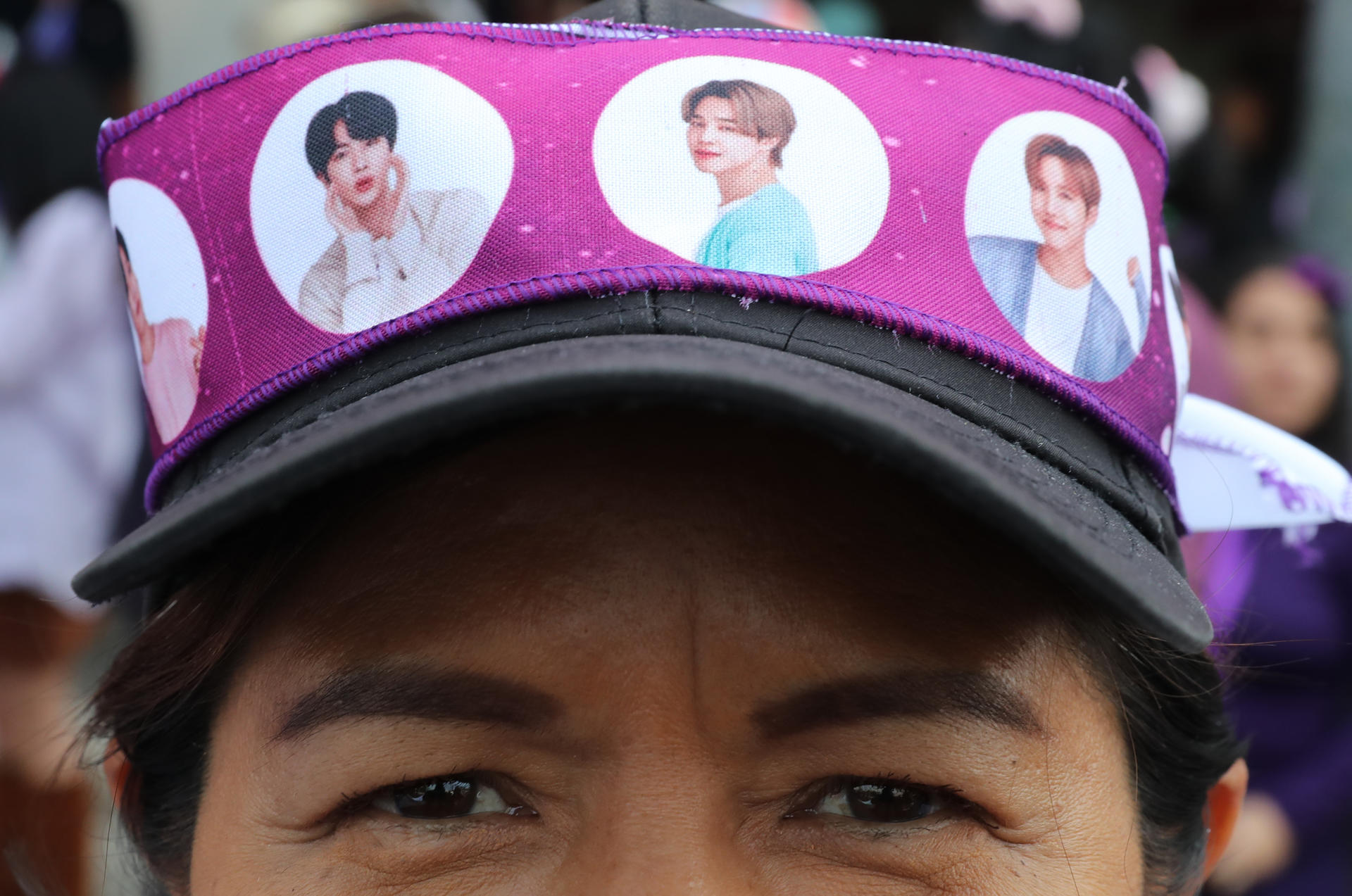 Fans de BTS en Ciudad de México exigen a Profeco investigar venta de boletos