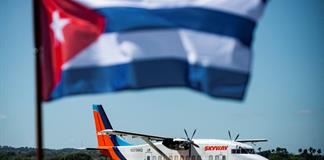 Cuba suspende suministro de combustible a aerol&iacute;neas
