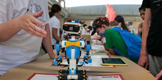 UNAM impulsa educatr&oacute;nica para fortalecer formaci&oacute;n tecnol&oacute;gica escolar