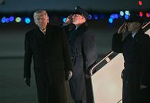 Trump amenaza con bloquear puente entre EE.UU. y Canad&aacute; por tensiones econ&oacute;micas