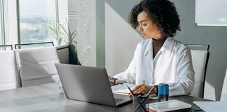 Un centro cient&iacute;fico franc&eacute;s da 5.000 euros a 10 voluntarios que aguanten 10 d&iacute;as tumbados