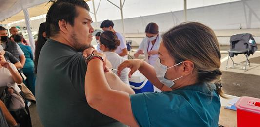 Mil 500 estudiantes de la UdeG se suman a las brigadas contra el sarampión