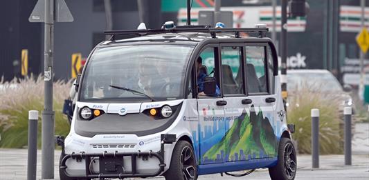 Monterrey presenta primer vehículo autónomo de uso público en América Latina