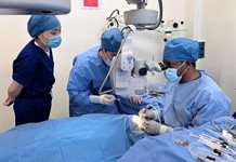 OMS pide mejorar acceso a cirugía de cataratas