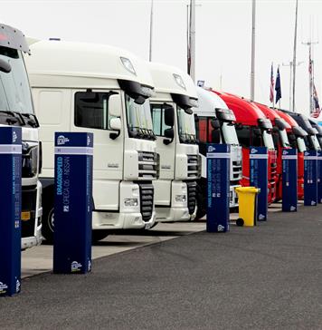 Industria de veh&iacute;culos pesados de M&eacute;xico muestra tendencia de deterioro grave, afirma patronal