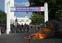 Rebelión policial en Argentina por reclamos salariales y de atención a salud mental