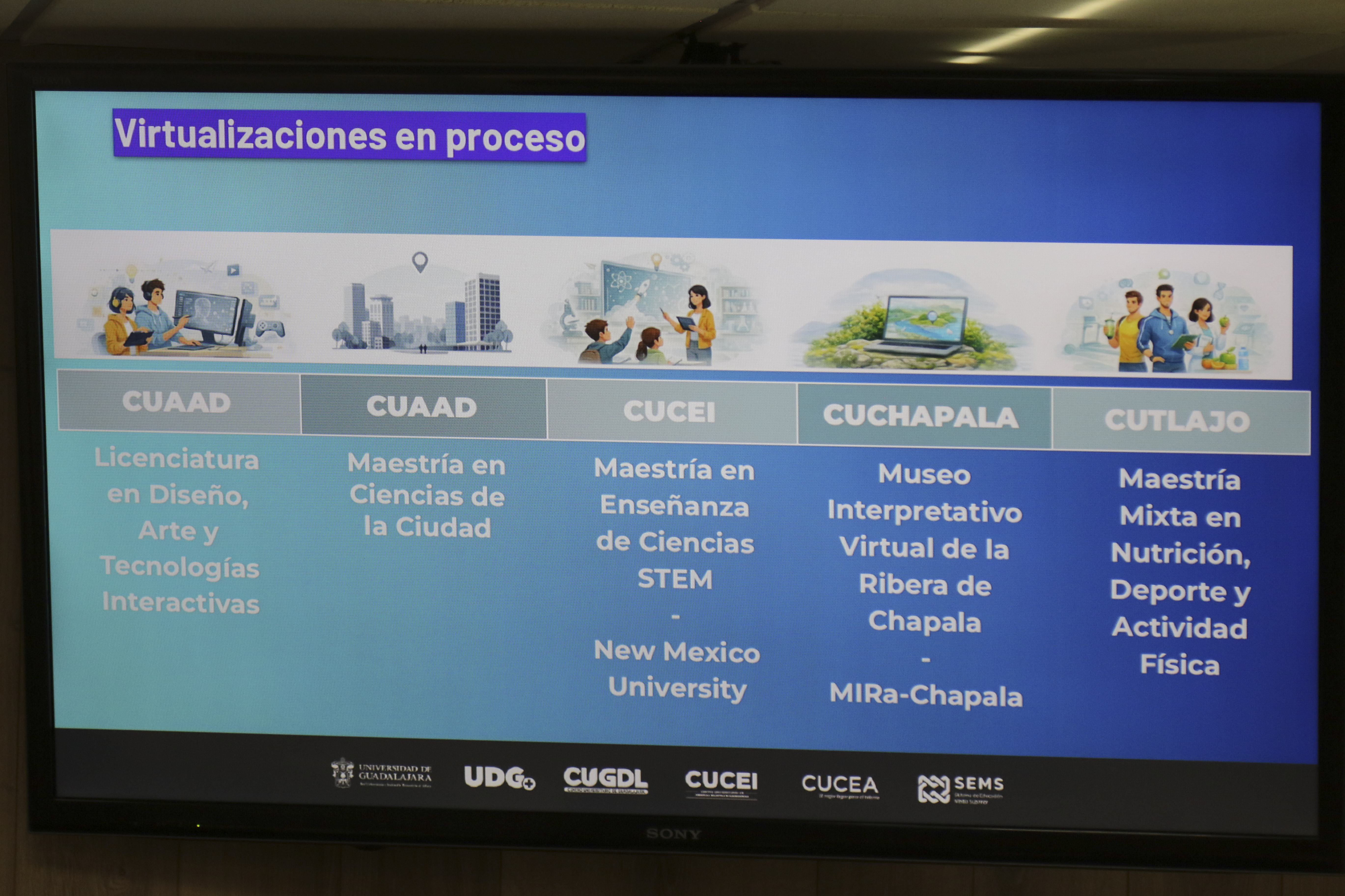 UDGPlus abre registro 2026-B con oferta 100% en línea y casi 6 mil alumnos